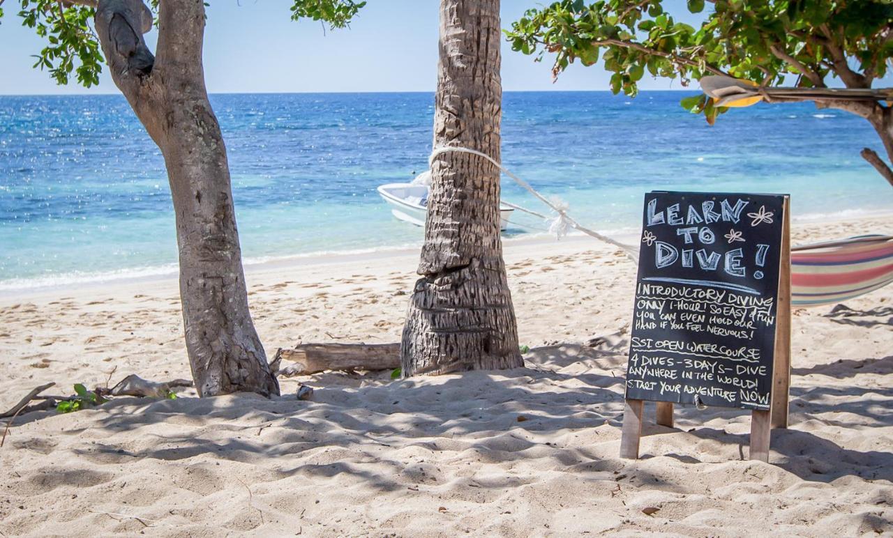 Barefoot Kuata Island Resort ภายนอก รูปภาพ