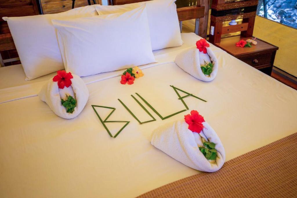 Barefoot Kuata Island Resort ภายนอก รูปภาพ