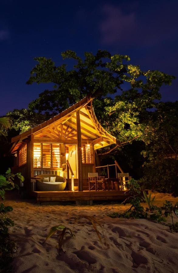 Barefoot Kuata Island Resort ภายนอก รูปภาพ