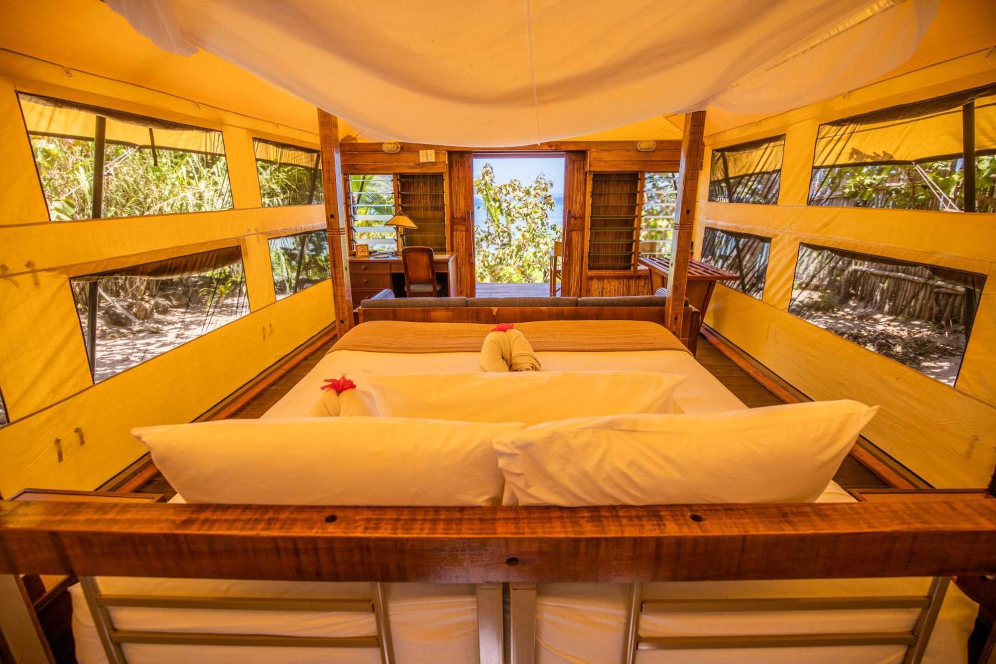 Barefoot Kuata Island Resort ภายนอก รูปภาพ