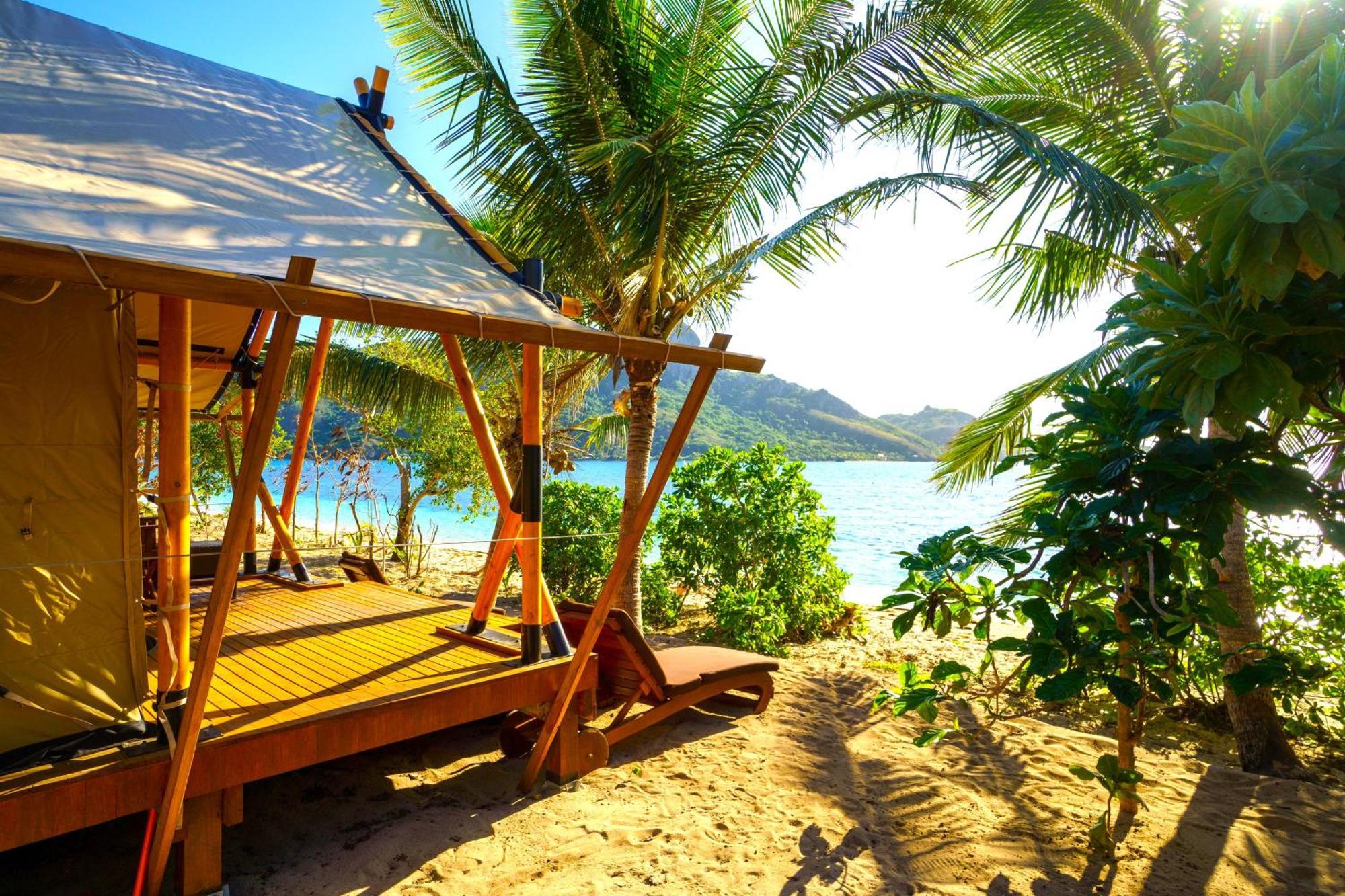 Barefoot Kuata Island Resort ภายนอก รูปภาพ